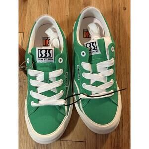 Sew By Sou Men Size  8.5  US  Skateboarding Low Sneakers NWT
